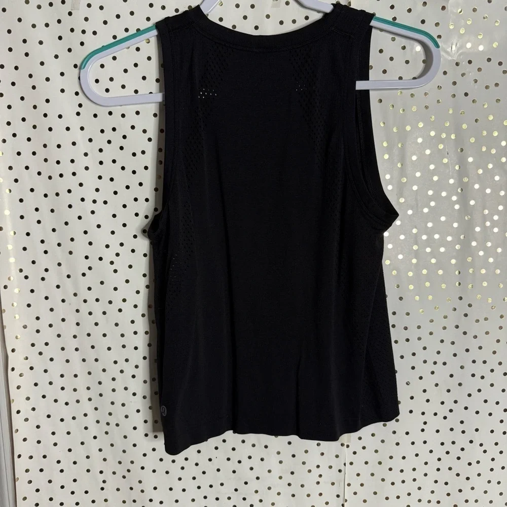 Lululemon Black Sleeveless Women's Top